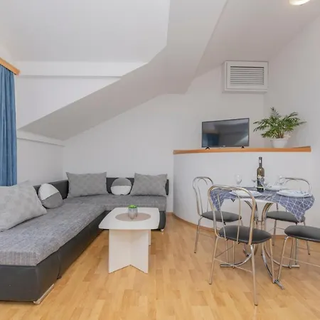 Apartments Zdravka Lokva Rogoznica Esterno foto