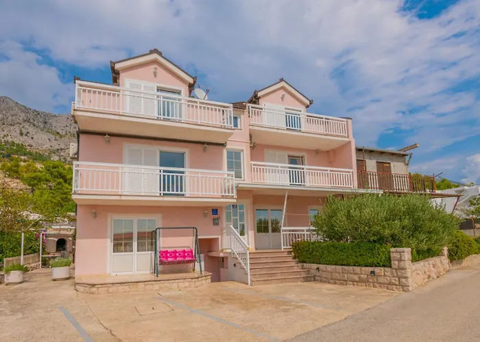 Apartments Zdravka